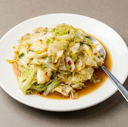 Spicy Shredded Taiwanese Cabbage